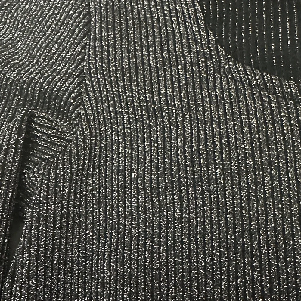 Old Navy - metallic ribbed knit top and skirt set - Picture 6 of 8